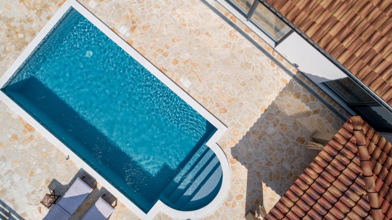 Wonderful Holiday House Bruno With Heated Pool ซาดาร์ ภายนอก รูปภาพ